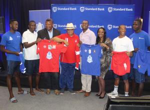 Stars and Tigers receive their Super Cup kits ahead of final