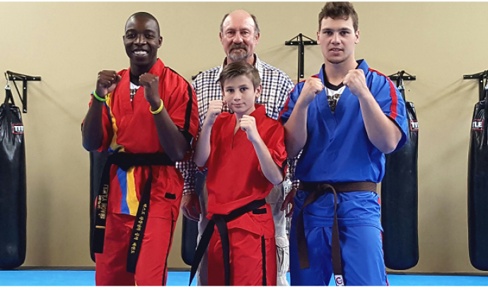 Kick boxers to defend world titles in America 