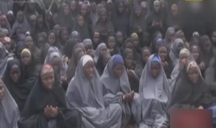 Boko Haram releases 21 Chibok girls to Nigerian government