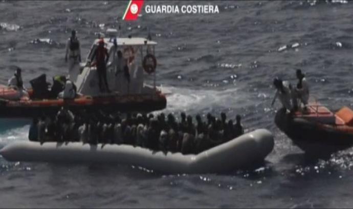 350 migrants rescued of Italian coast 