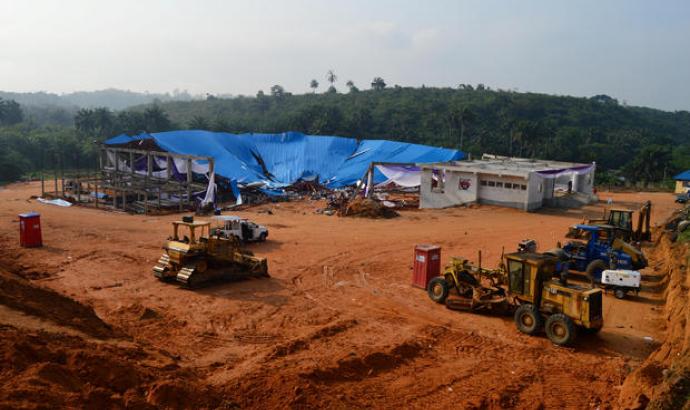 Nigeria church collapse kills dozens